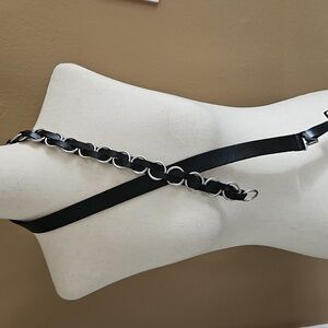 NWT Linea Pelle Black Silver CIRCLES goth 90s Thin Belt   Size Small